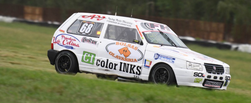 Nico Benito cambia de auto en el Turismo Pista